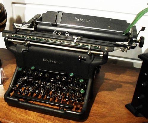 国产复古打字机拼装视频,重温经典机械之美